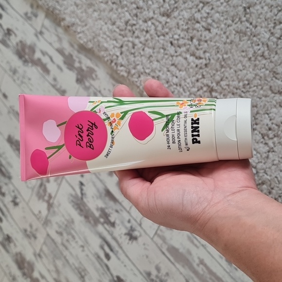 PINK BERRY LOTION - Picture 1 of 7